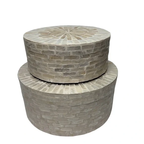 Mother Of the pearl Round Box, Handmade Mother Of Pearl Storage Box, Decor Box
